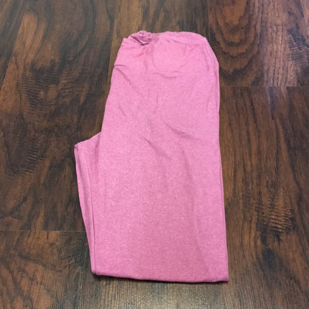 SOLD—LLR Leggings 💗